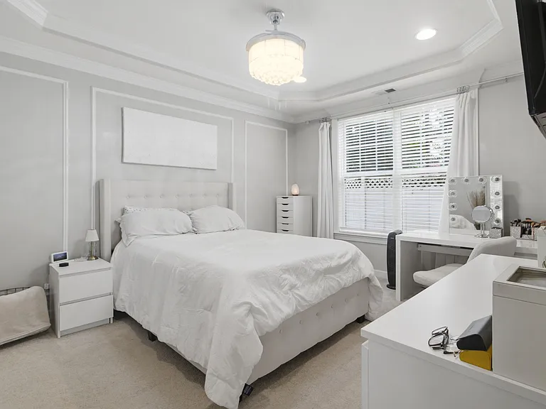 5500 Goose Pond Ln #1A — Photo 31