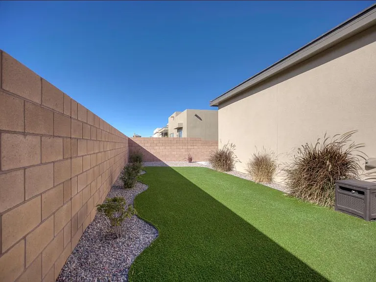 7919 Teaberry Dr NW — Photo 38