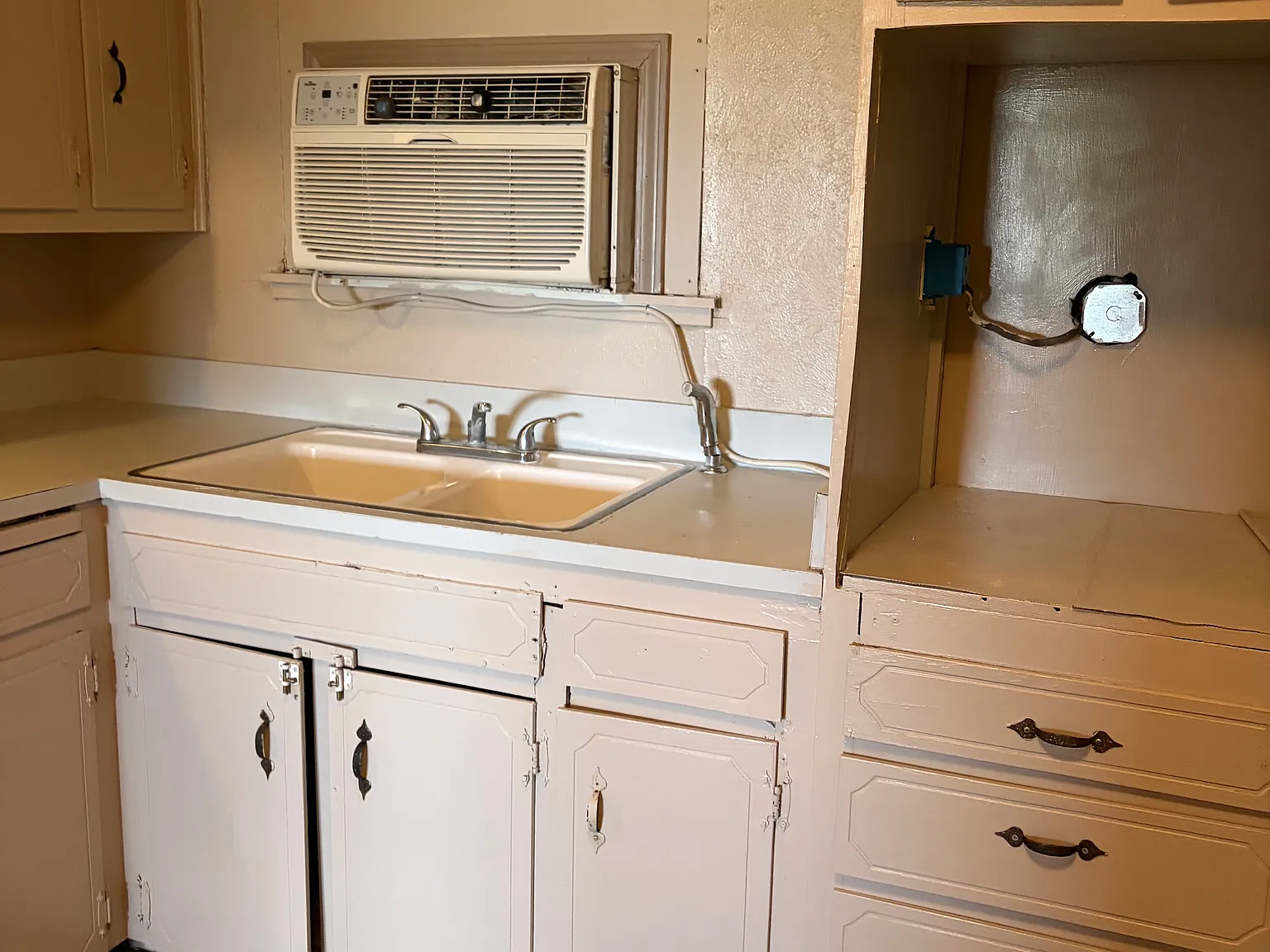 2 bed, $400 — Photo 3