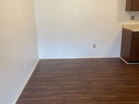 2nd image of 27849 Independence St APT 103