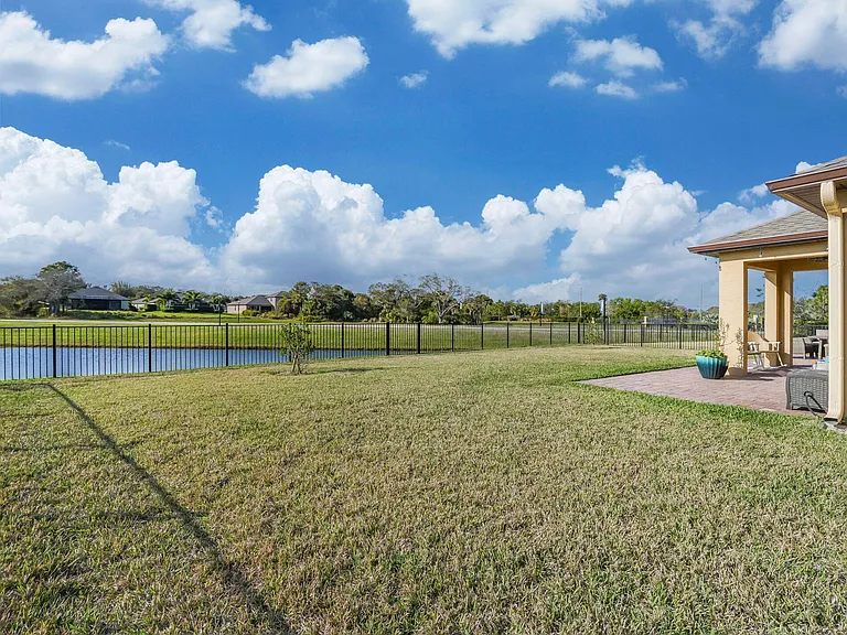 4103 Keeson Cir — Photo 24