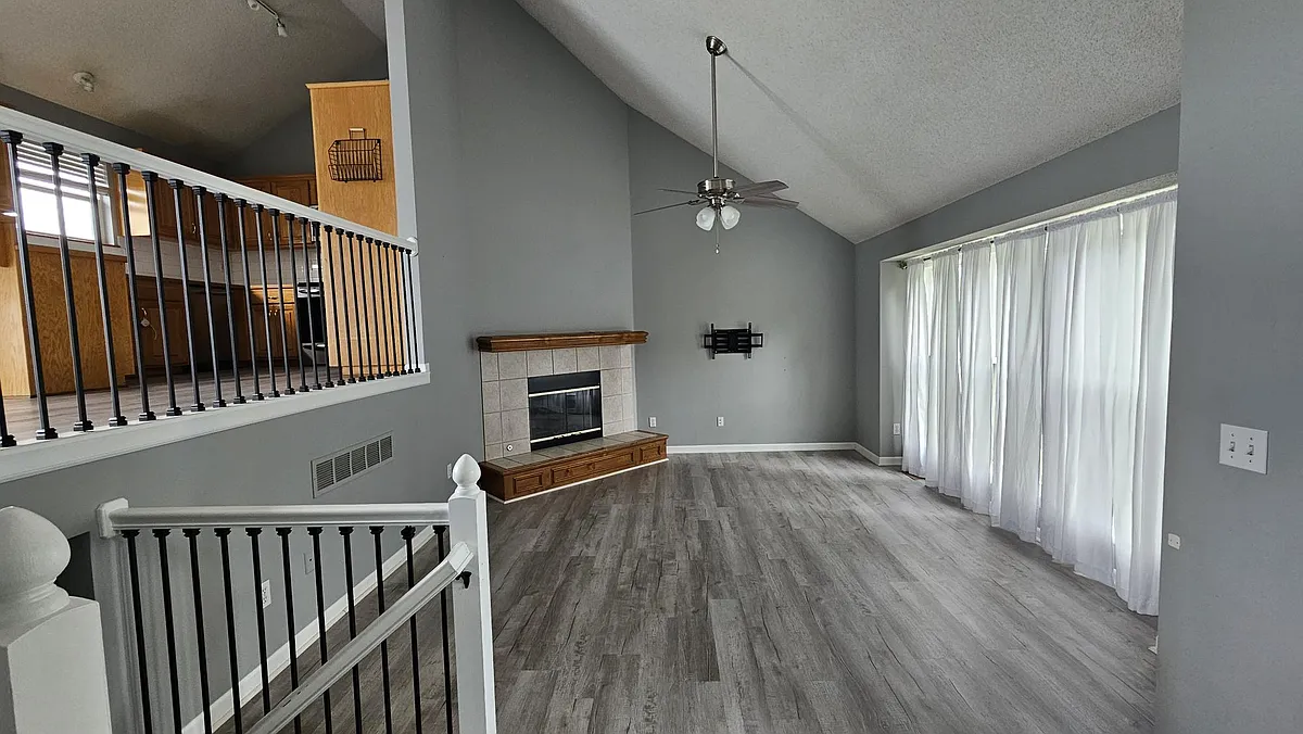 Building Photo - 1028 Cottage Creek Dr