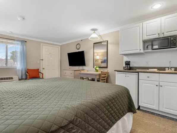 733 Post Road #225, Wells, ME 04090