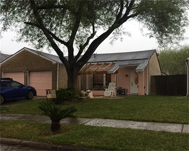 1st image of 11611 Bexley Dr
