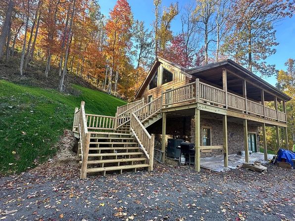 300 Anne Dr, Summersville, WV 26651