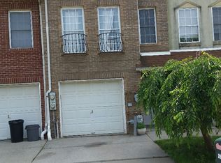 216 Essex Dr, Staten Island, NY 10314