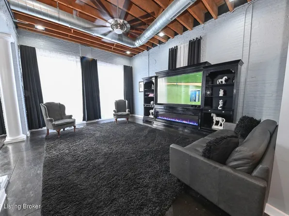 309 E Market St Unit 213, Louisville, KY 40202