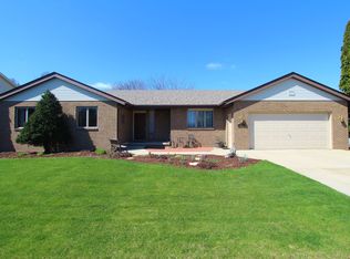 814 Burla Dr, Morris, IL