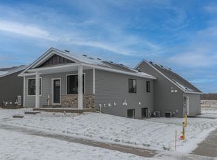 5303 56th St NW, Rochester, MN 55901