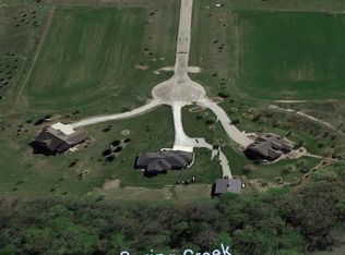 1216 E 1710 North Rd, Gilman, IL 60938