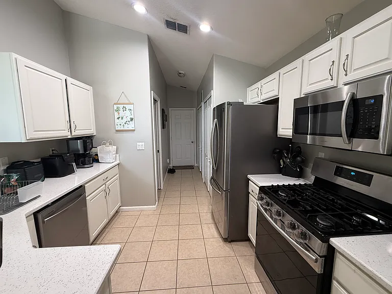 2822 Wilshire Rd — Photo 4