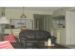 5th image of 504 Fillmore Ave APT B17
