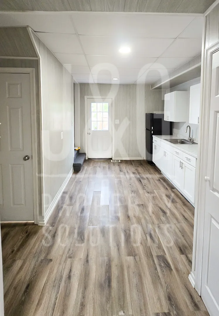 2 BR/1 BA — Photo 3