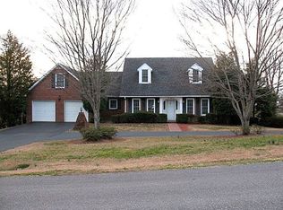 181 Franklin Pl, Danville, VA 24540