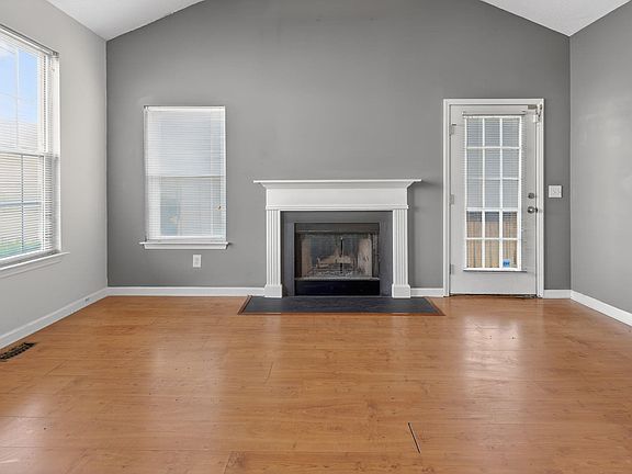 5th image of 203 Caddis Creek Rd