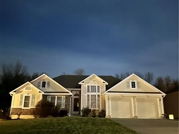 515 Westgate Dr, Warrensburg, MO 64093
