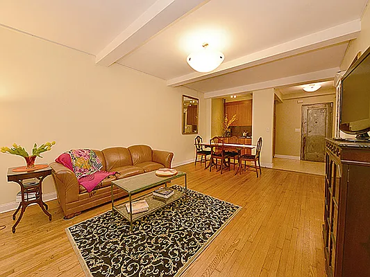 Rented by Cooper & Cooper Real Estate | media 3