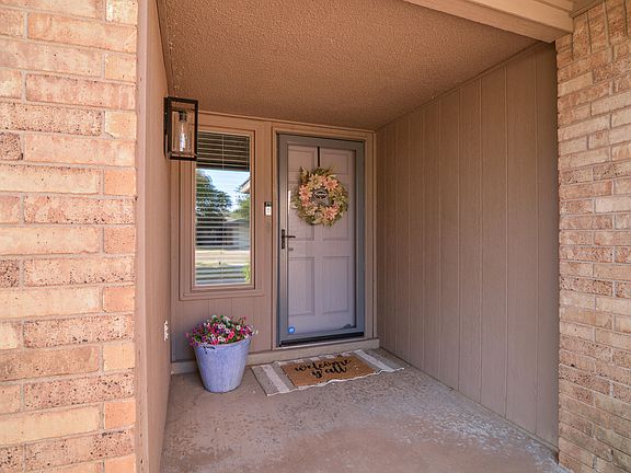 2nd image of 2217 86th St