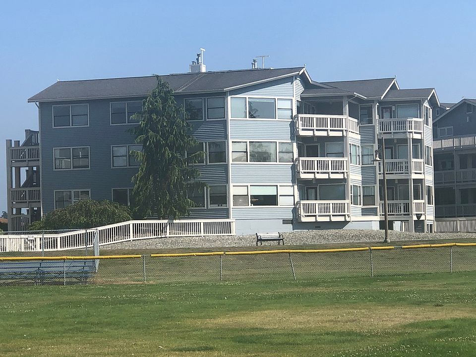 1st image of 651 SE Bayshore Dr Unit C302