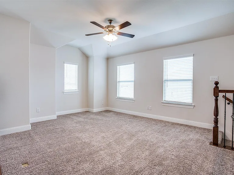 1304 Wildflower Way — Photo 21