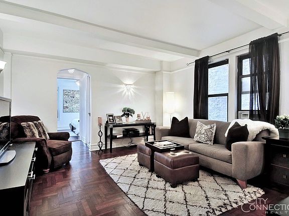 2nd image of 49 W 72nd St APT 9B