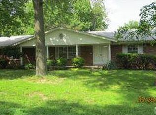509 Chartier Dr, Saint Louis, MO 63135