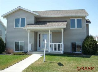2115 Stark St, Saint Peter, MN 56082