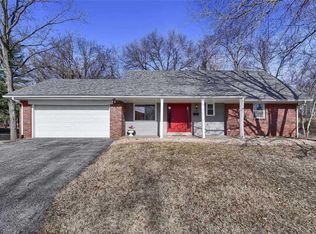 7641 Westchester Dr, Belleville, IL