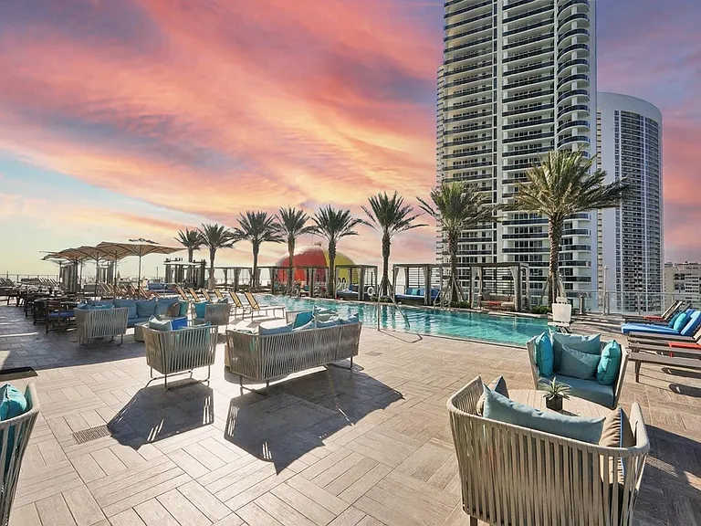 4111 S Ocean Dr #ID1529134P — Photo 16