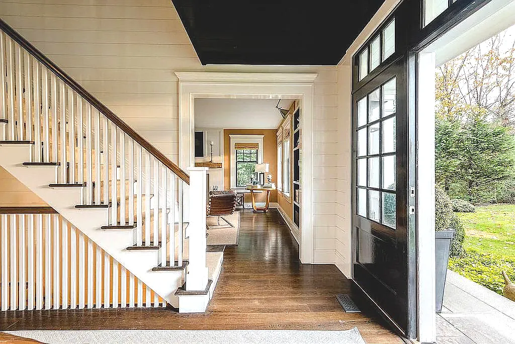 Sag Harbor Designer's Dream Home — Photo 3