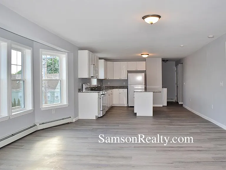 719 Hope St #3 — Photo 3
