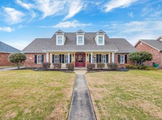 2320 N Kingswood St, Lake Charles, LA 70605