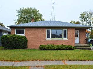 1907 28th St, Kenosha, WI 53140