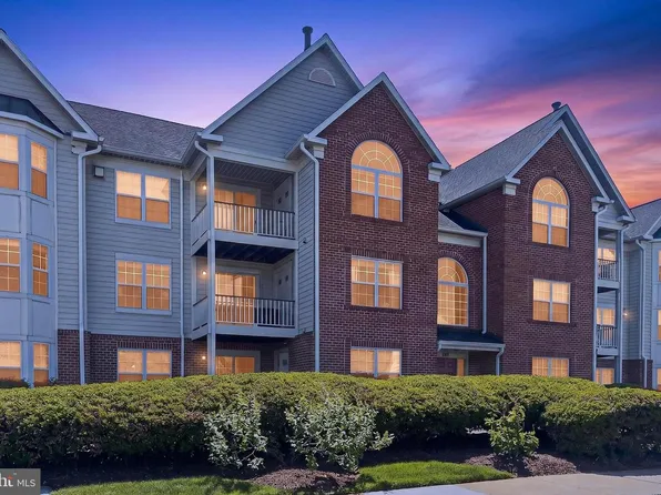 6900 Saint Ignatius Dr APT 201, Fort Washington, MD 20744