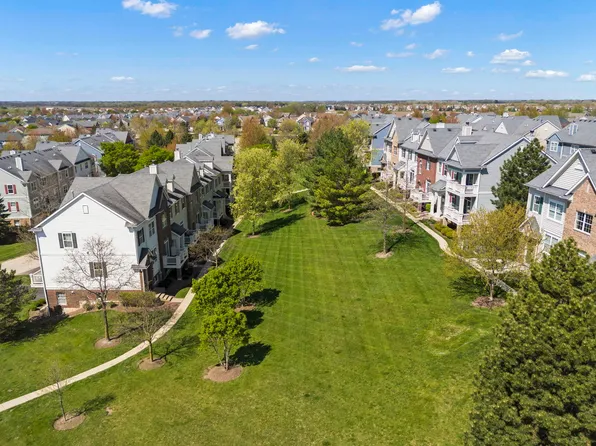 3054 Mosedale St, Elgin, IL 60124