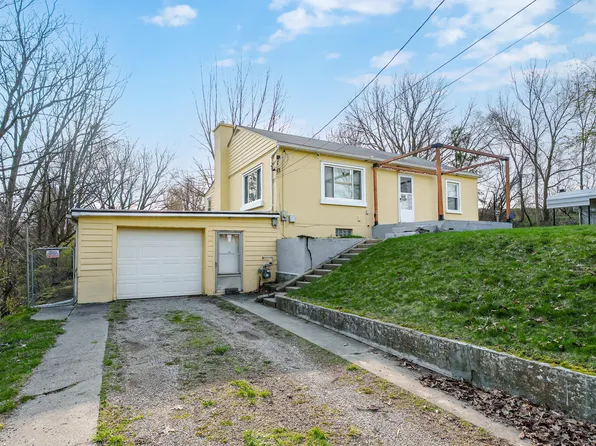 3909 Ash St, Kalamazoo, MI 49001