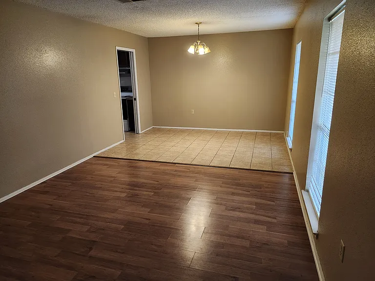 Living room Formal dining Combo