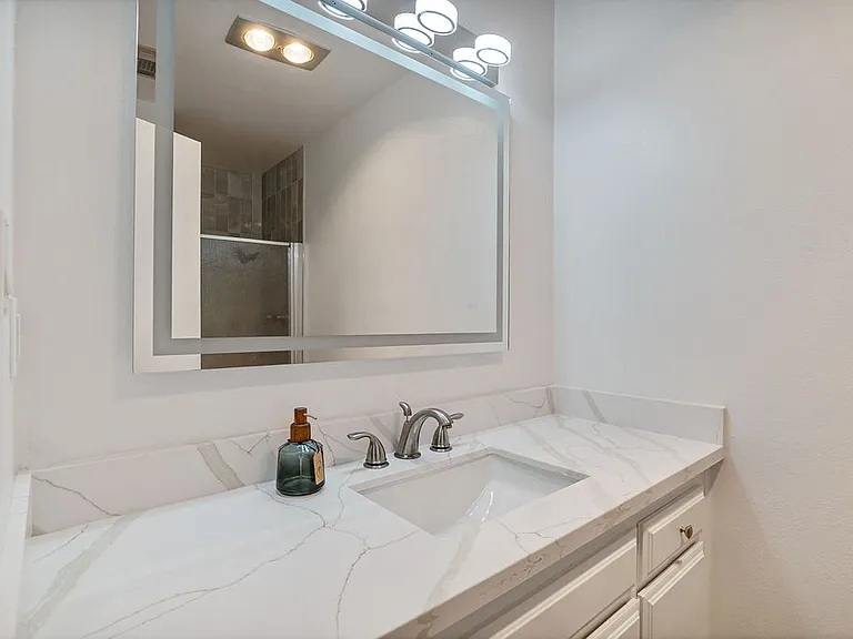 11965 Gorham Ave #503 — Photo 24