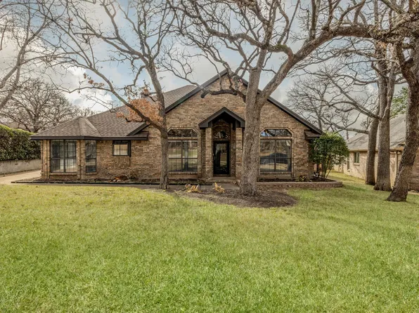 207 Pebble Beach Dr, Trophy Club, TX 76262
