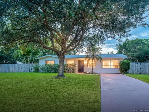 1717 SW Buckskin Trl, Stuart, FL 34997