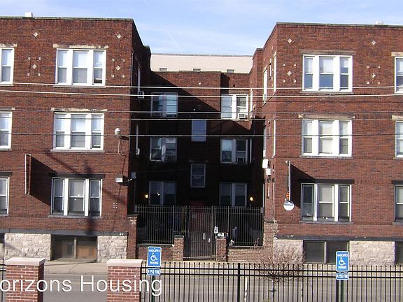 3rd image of 33 S Washington Ave APT F
