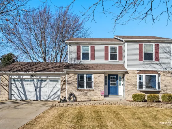 102 Chelsea Ave, Sugar Grove, IL 60554