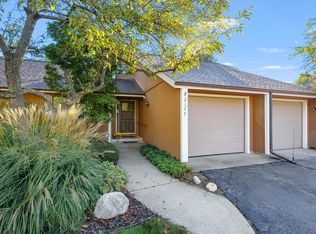 2177 Quail Run Dr, Kalamazoo, MI 49009