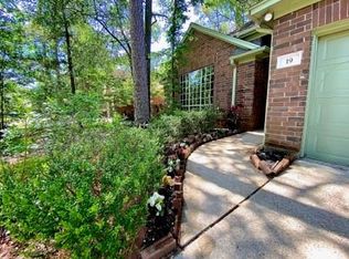 19 Barn Lantern Pl, Spring, TX 77382