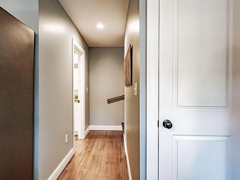 169 Holm Ave — Photo 10