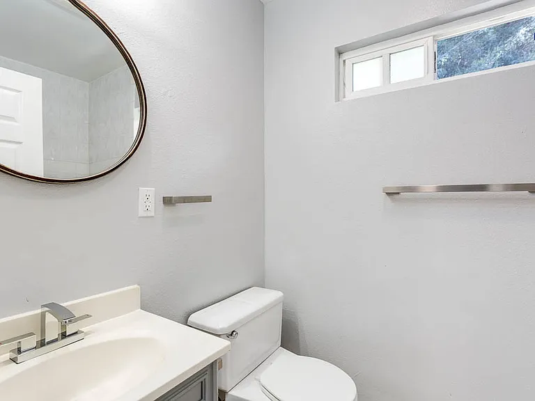 495A Sturtevant Dr — Photo 5