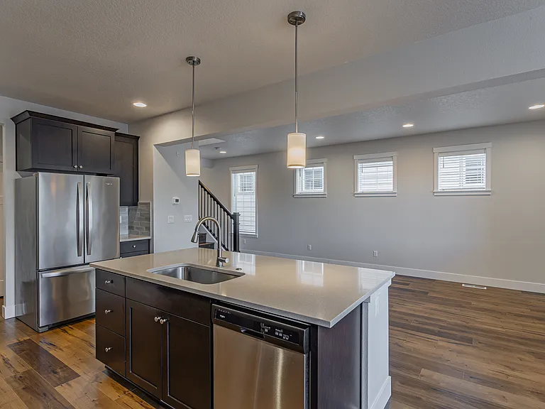 4768 NW Huserik Dr — Photo 2