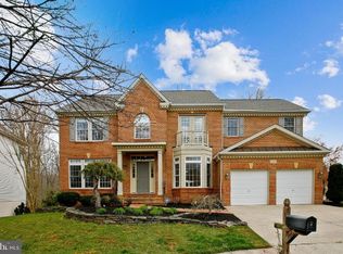 12968 Highland Oaks Ct, Fairfax, VA 22033
