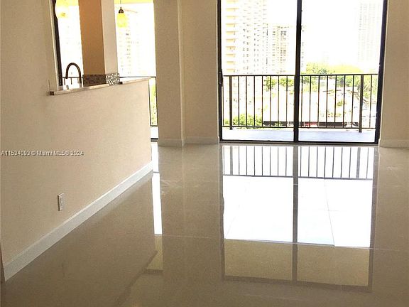 5th image of 290 174th St APT 1117