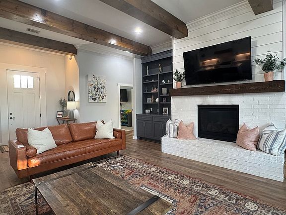 5th image of 8498 Buck Rd